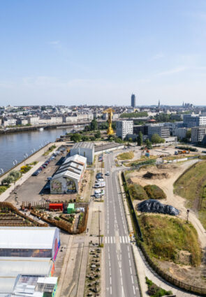 Appel à projets "L'échappée sensible", parcours bien-être sur l'île de Nantes © IRIS Pictures/Samoa